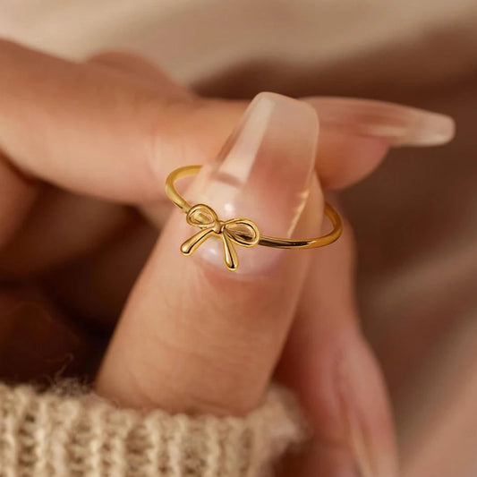 Ribbon Knot Ring
