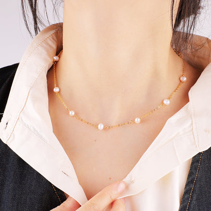 Halsband mit zehn Perlen 
