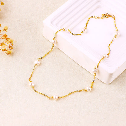 Halsband mit zehn Perlen 