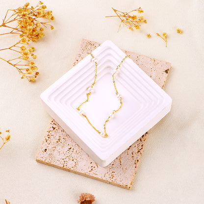 Halsband mit zehn Perlen 