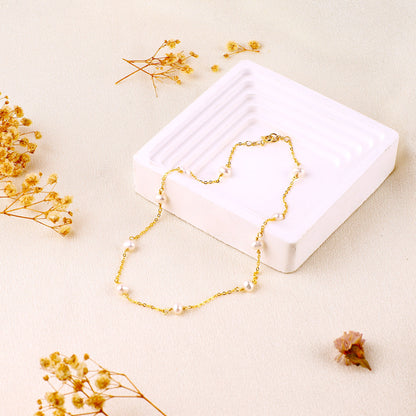 Halsband mit zehn Perlen 